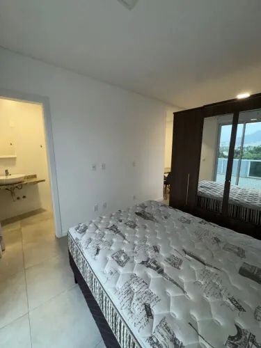 Apartamento para alugar com 1 quarto, 75m² - Foto 7