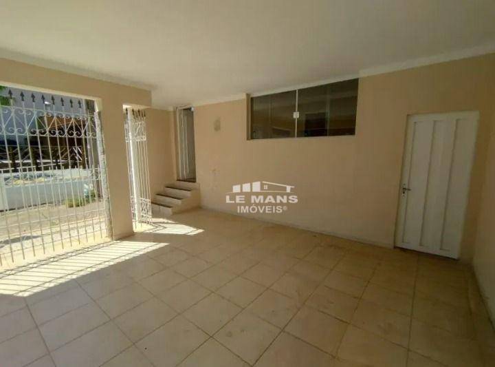 Casa, 4 quartos, 163 m² - Foto 2