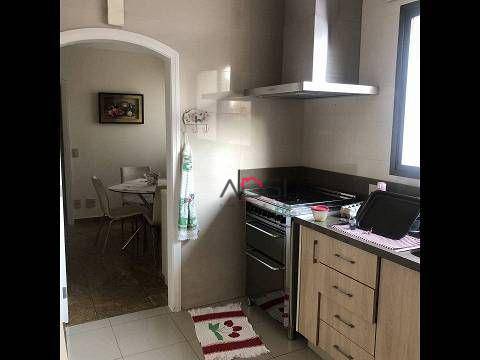 Apartamento à venda com 4 quartos, 242m² - Foto 5