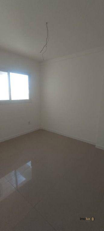 Apartamento à venda com 3 quartos, 78m² - Foto 11