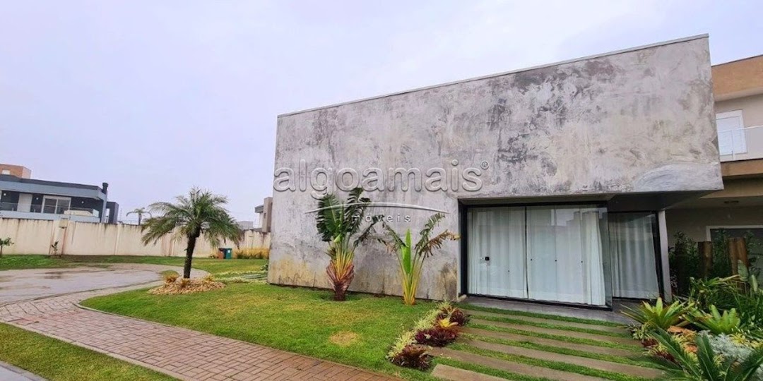 Casa de Condomínio à venda com 4 quartos, 230m² - Foto 2