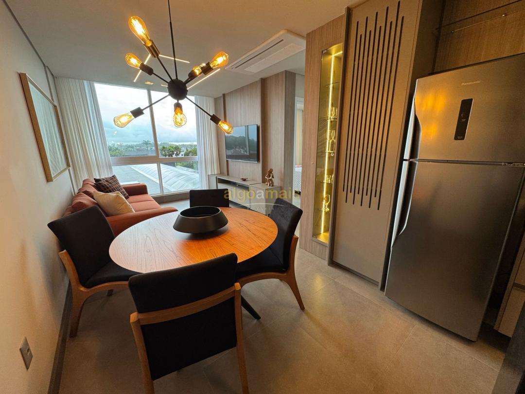 Apartamento à venda com 2 quartos, 75m² - Foto 3