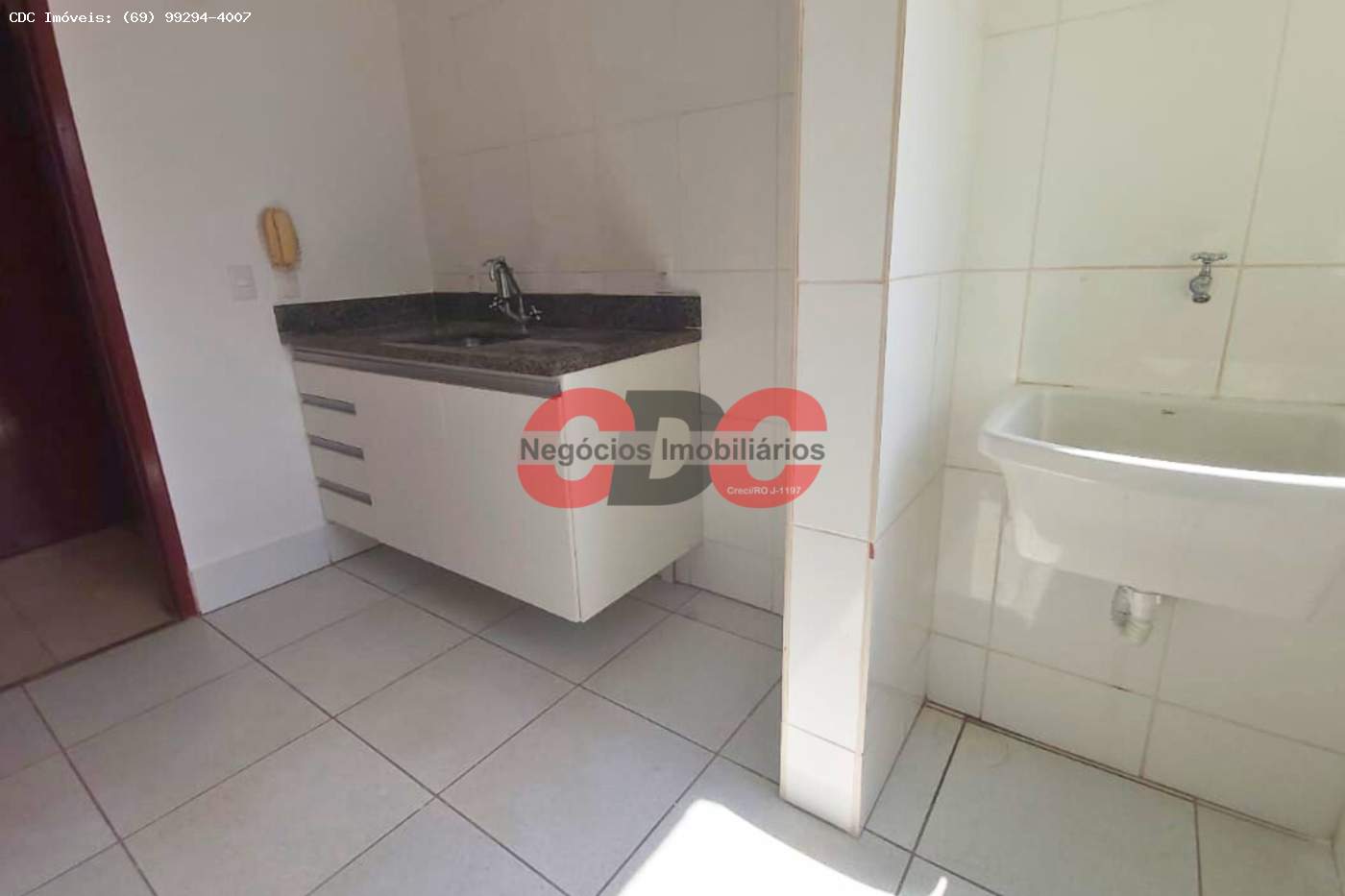 Apartamento à venda com 2 quartos, 65m² - Foto 8