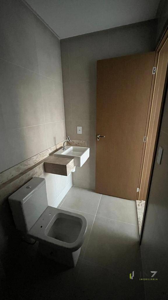 Apartamento à venda com 2 quartos, 66m² - Foto 13