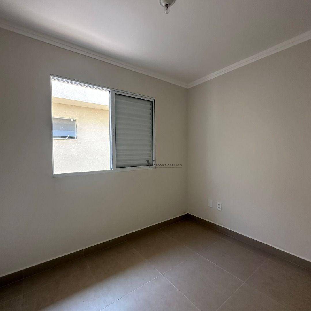 Casa à venda com 4 quartos, 133m² - Foto 8