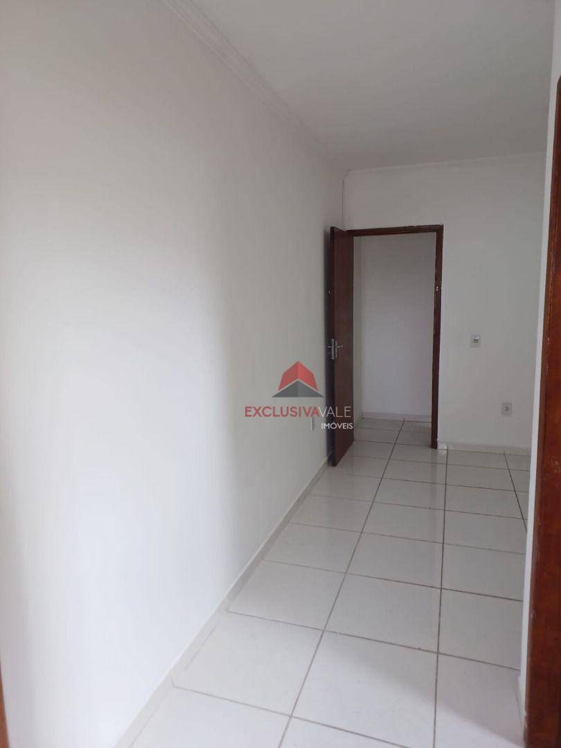 Casa à venda e aluguel com 3 quartos, 100m² - Foto 11
