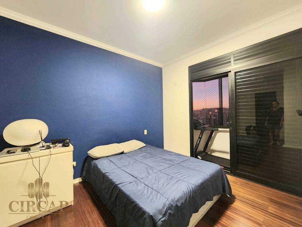 Apartamento à venda com 4 quartos, 170m² - Foto 10