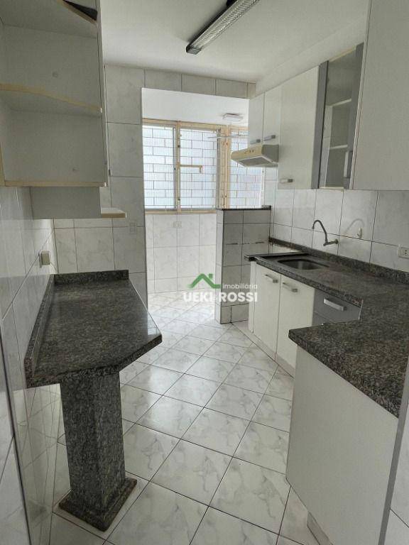 Apartamento à venda com 3 quartos, 76m² - Foto 5