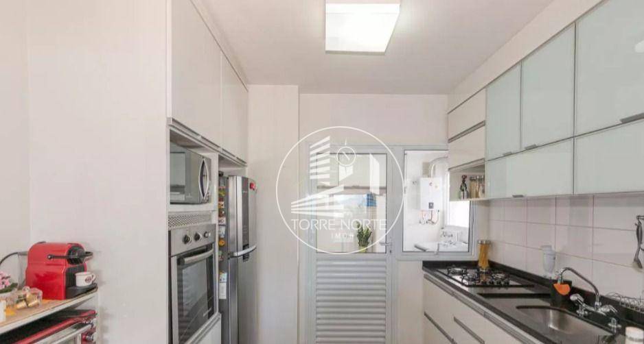 Apartamento à venda com 3 quartos, 95m² - Foto 9