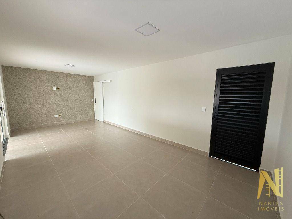 Casa à venda com 3 quartos, 141m² - Foto 9