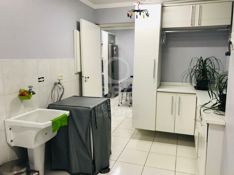 Apartamento à venda com 3 quartos, 140m² - Foto 25