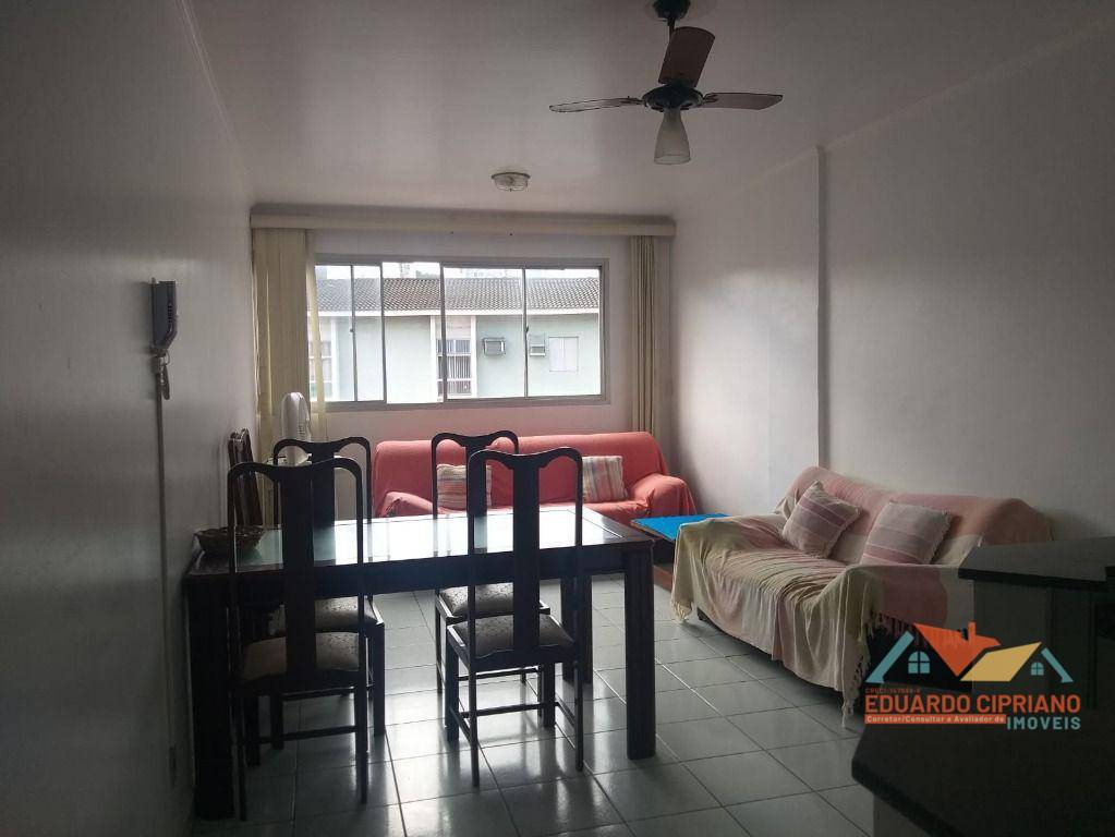 Apartamento à venda com 3 quartos, 130m² - Foto 1