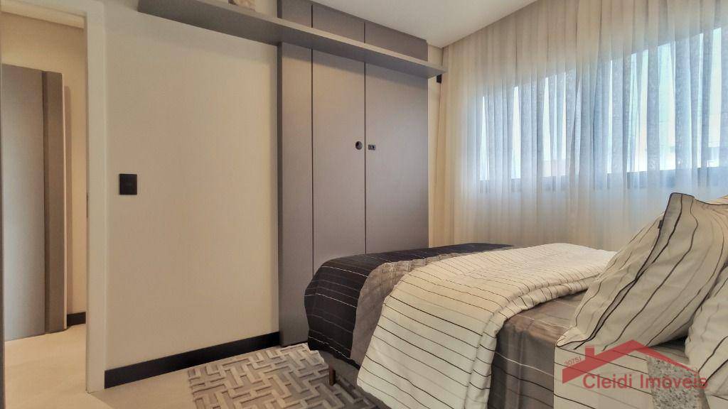 Apartamento à venda com 3 quartos, 111m² - Foto 21