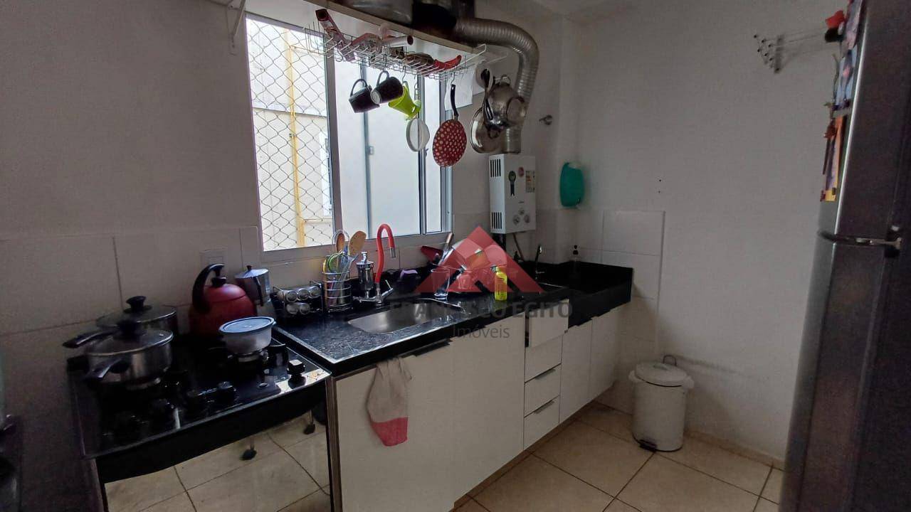 Apartamento à venda com 2 quartos, 40m² - Foto 6