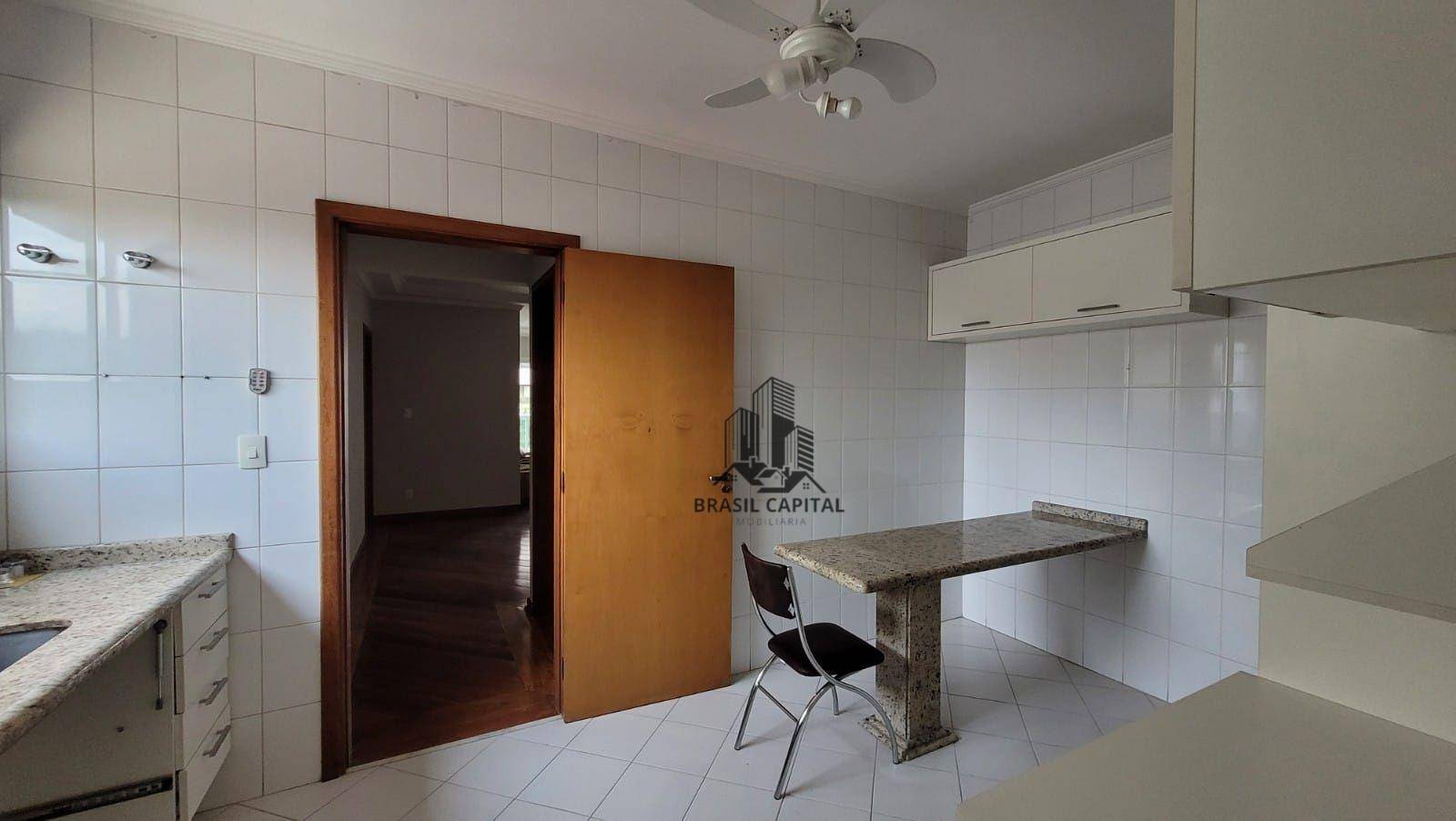 Apartamento à venda com 4 quartos, 147m² - Foto 13