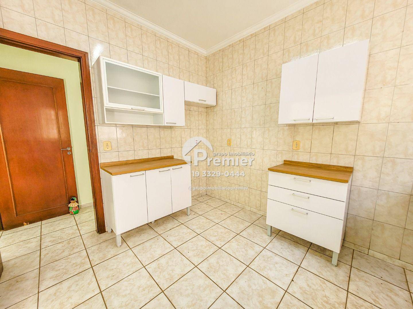 Casa para alugar com 3 quartos, 174m² - Foto 12