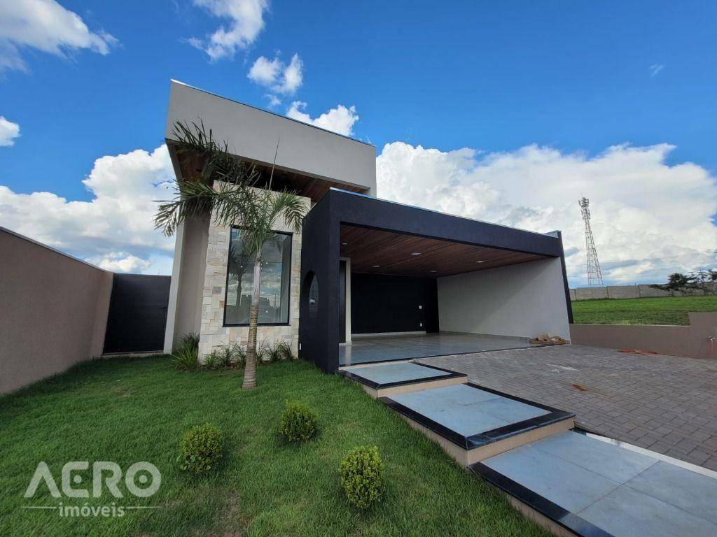 Casa de Condomínio à venda com 3 quartos, 224m² - Foto 1