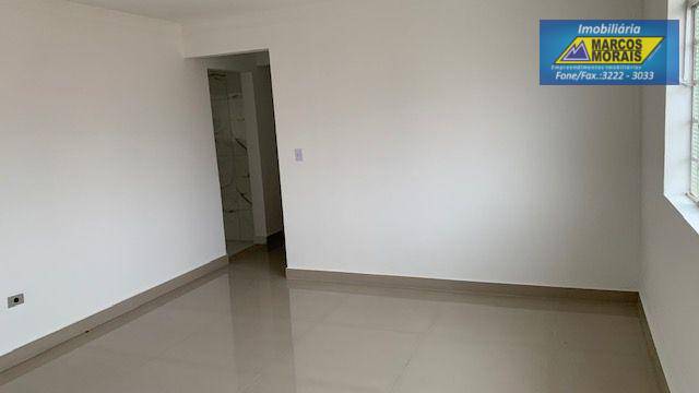 Apartamento à venda com 2 quartos, 78m² - Foto 4