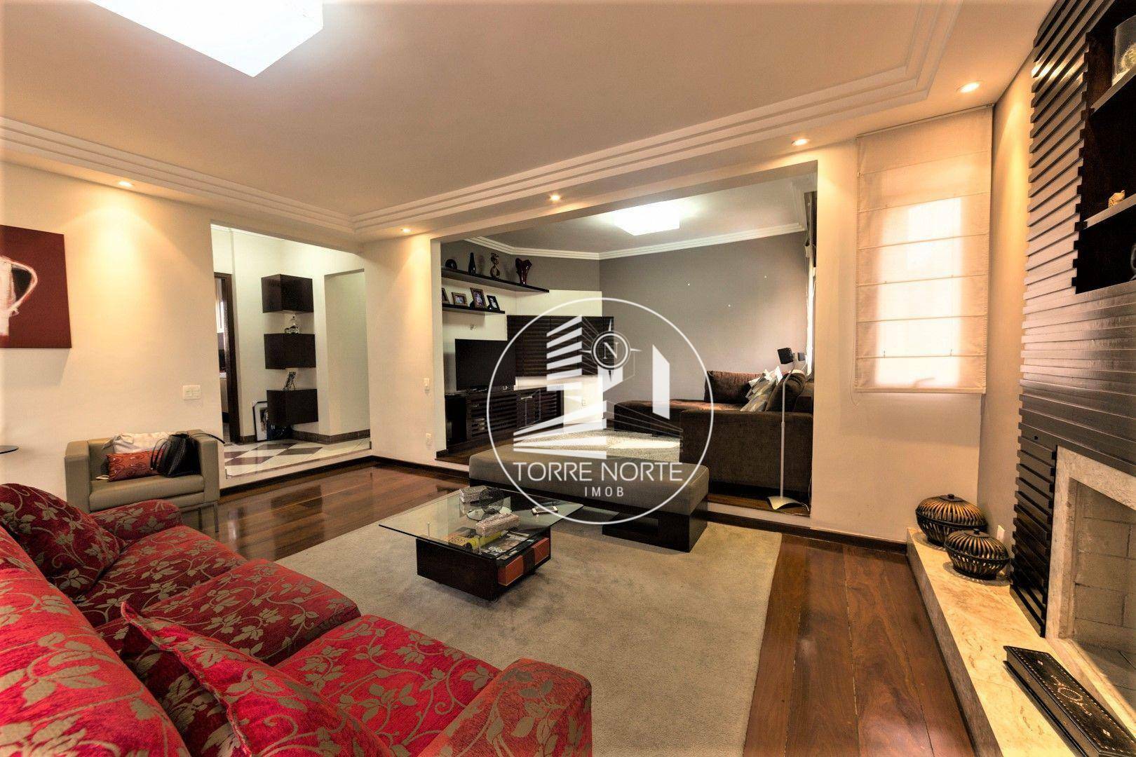 Apartamento à venda com 3 quartos, 188m² - Foto 2