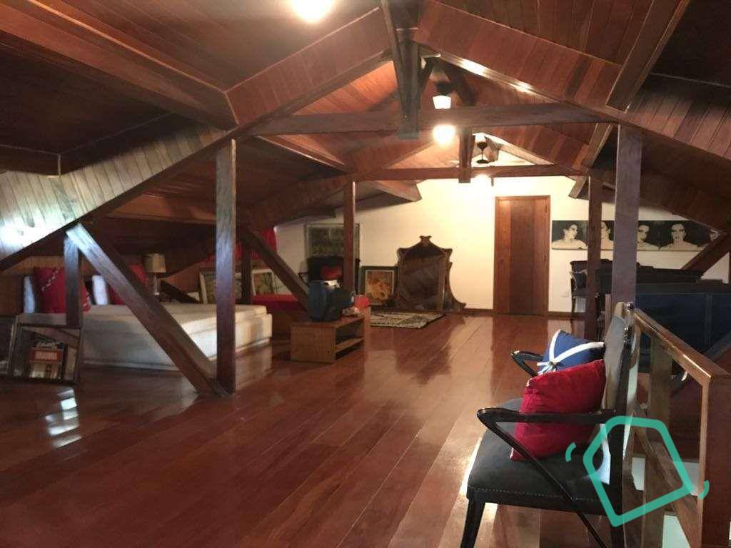 Casa à venda com 4 quartos, 970m² - Foto 20