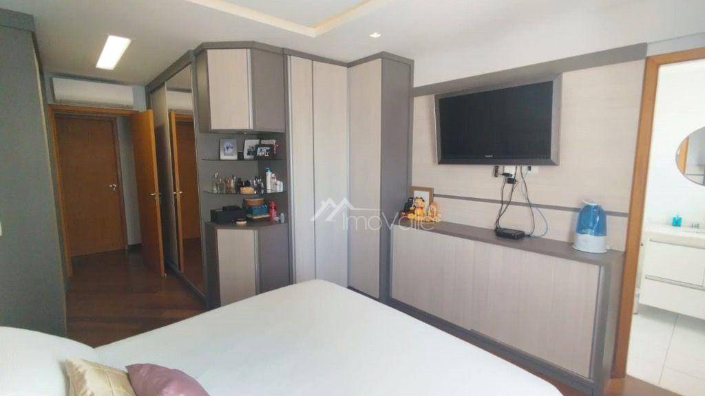 Apartamento à venda com 3 quartos, 157m² - Foto 18