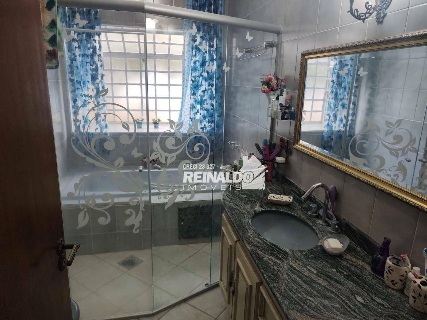 Chácara à venda com 3 quartos, 254m² - Foto 2