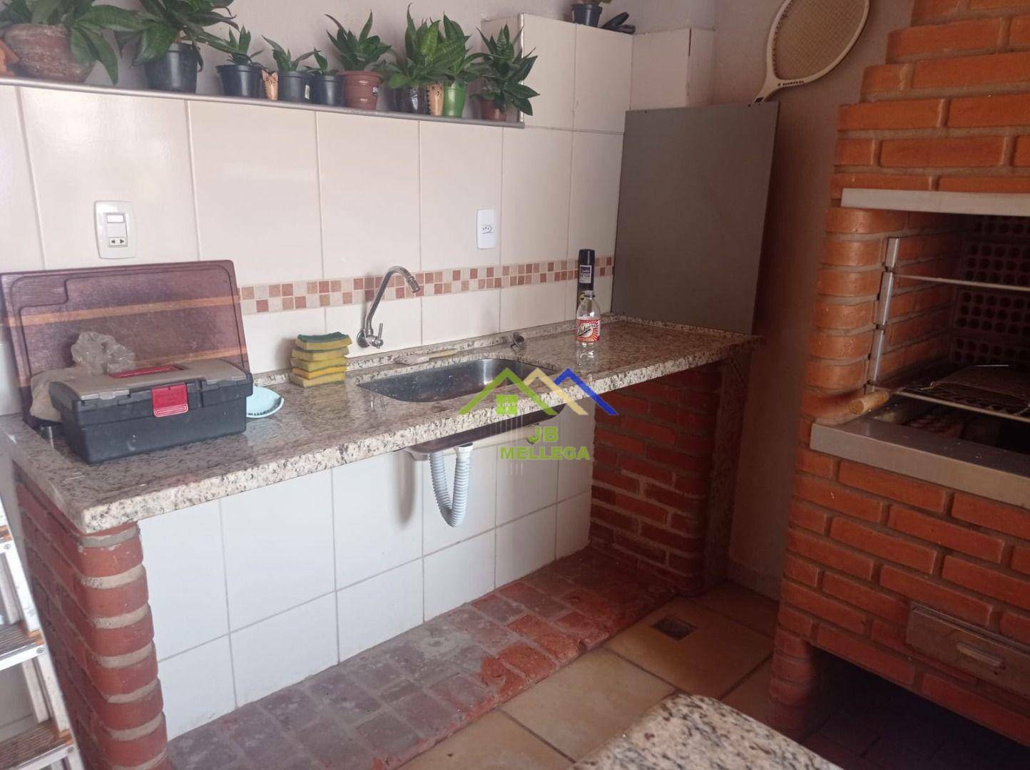 Casa à venda com 2 quartos, 144m² - Foto 4