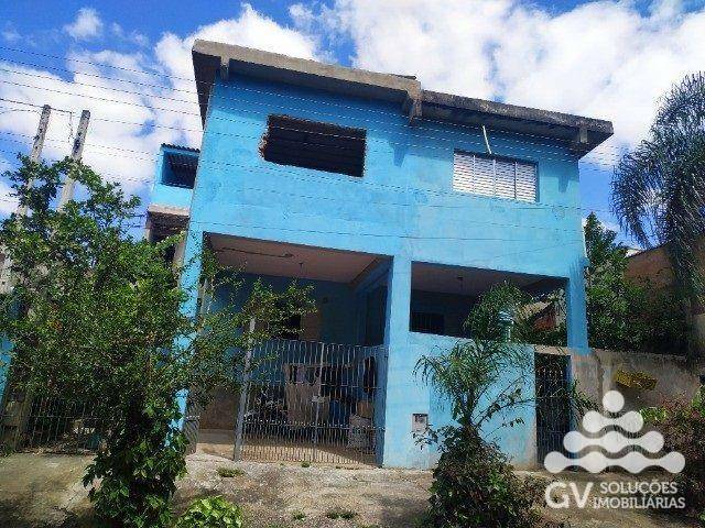 Casa à venda com 6 quartos, 200m² - Foto 1