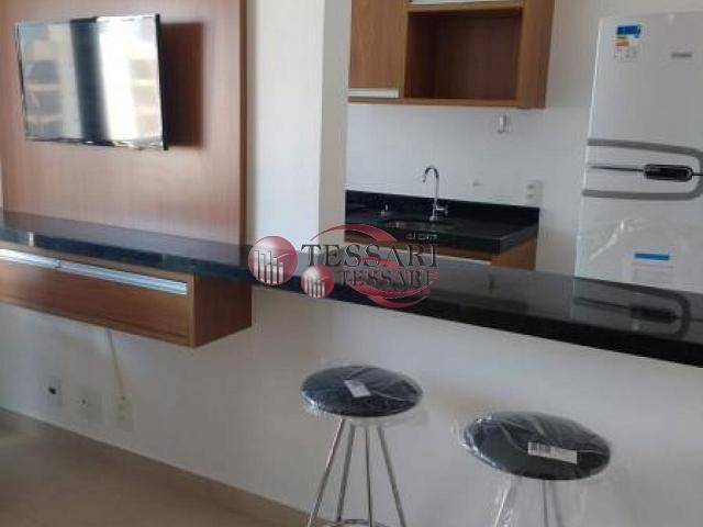 Apartamento para alugar com 1 quarto, 40m² - Foto 6