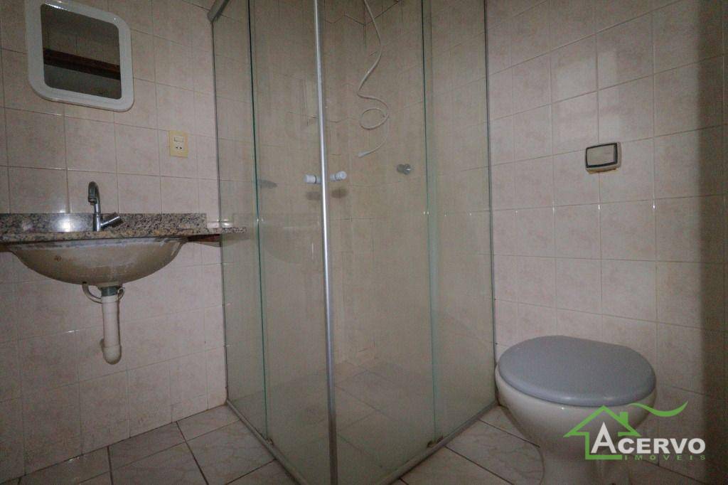 Apartamento para alugar com 2 quartos, 68m² - Foto 6