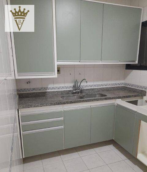 Apartamento à venda com 3 quartos, 69m² - Foto 2