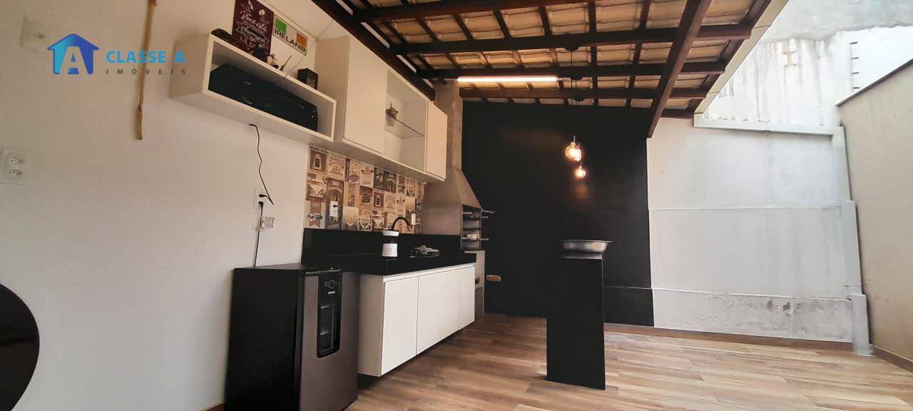 Casa à venda com 3 quartos, 130m² - Foto 3