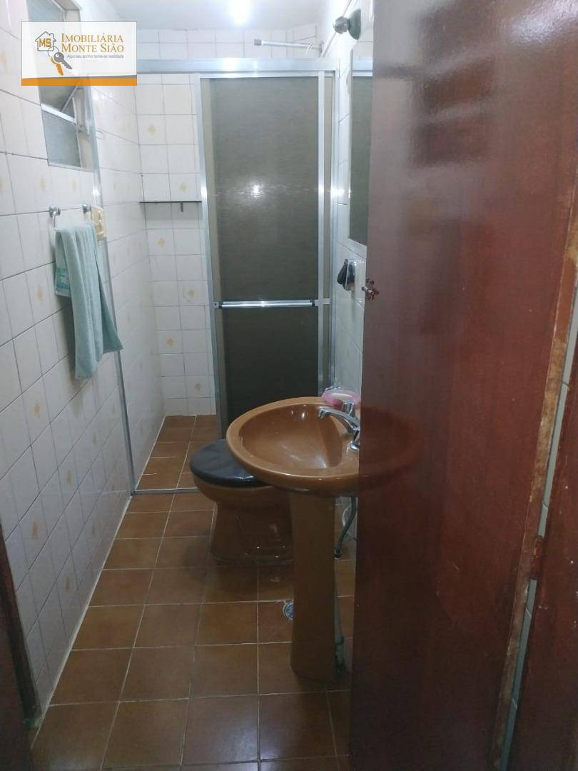 Sobrado à venda com 5 quartos, 200m² - Foto 29