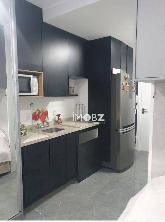 Apartamento à venda com 1 quarto, 28m² - Foto 1