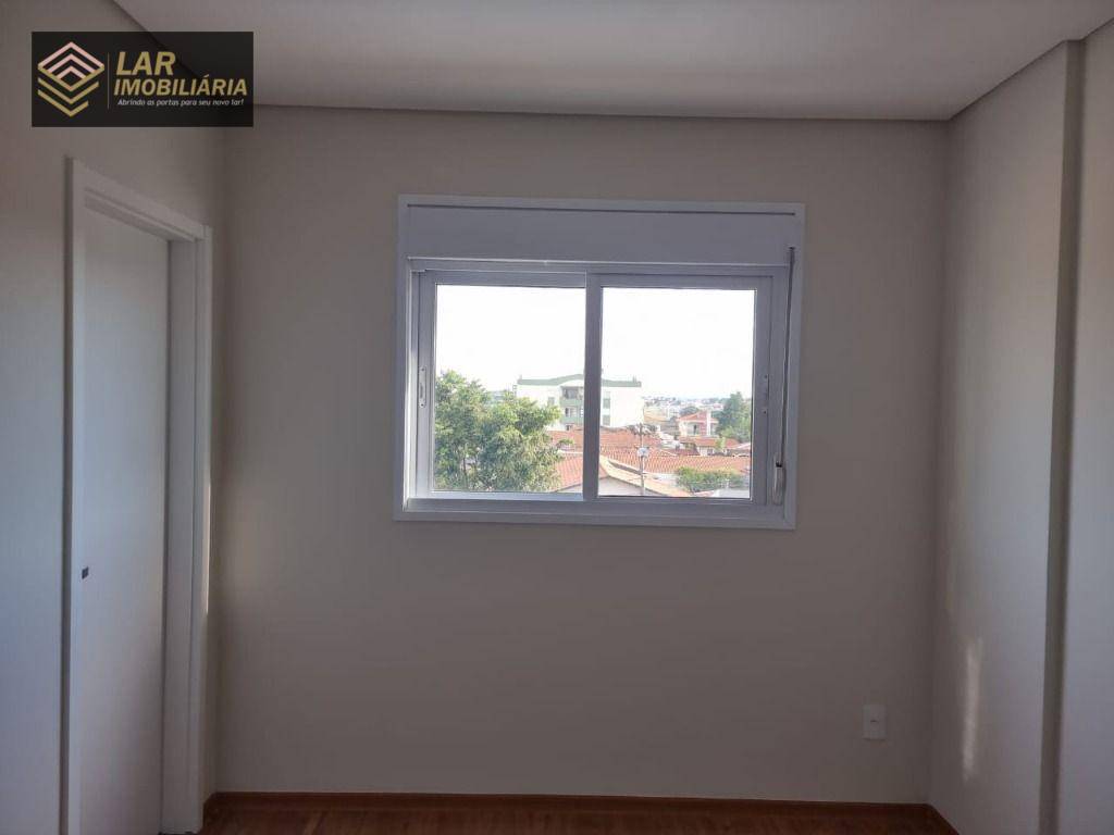 Apartamento à venda com 3 quartos, 112m² - Foto 2