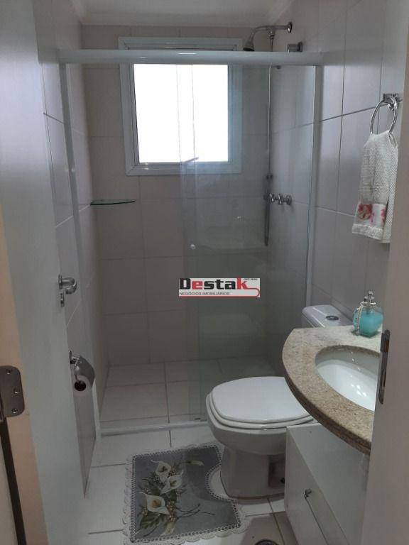 Apartamento à venda com 3 quartos, 158m² - Foto 19