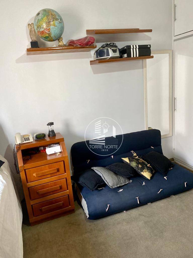 Apartamento à venda com 3 quartos, 141m² - Foto 15