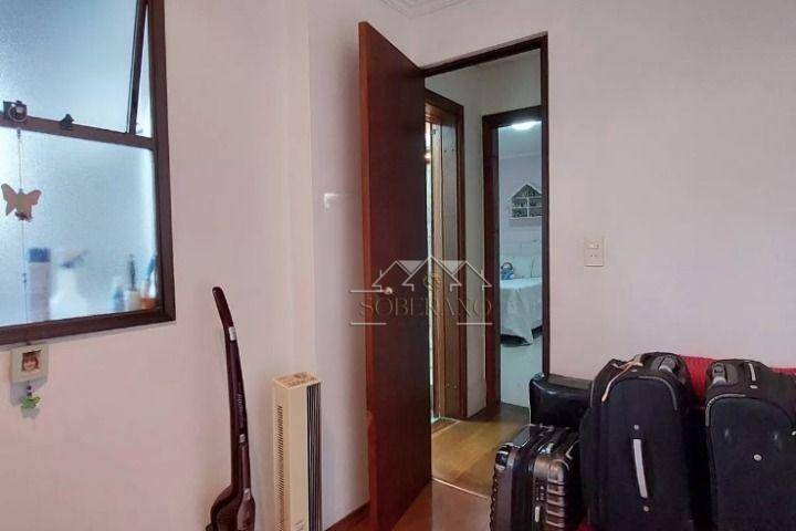 Apartamento à venda com 3 quartos, 156m² - Foto 45