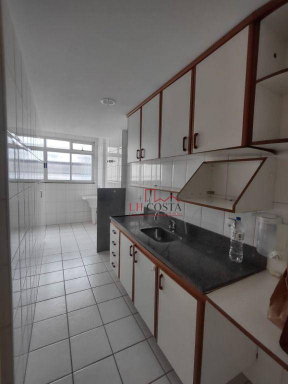 Apartamento à venda com 2 quartos, 65m² - Foto 15