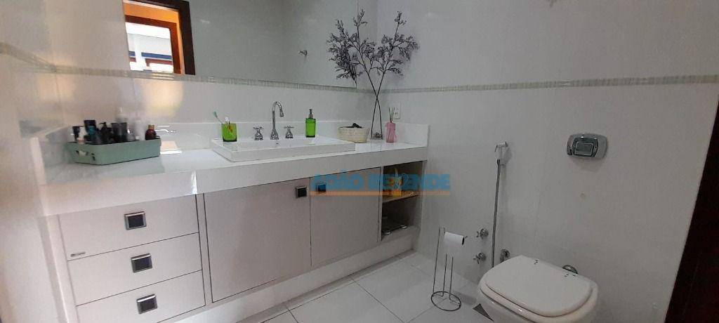 Apartamento à venda com 2 quartos, 106m² - Foto 15