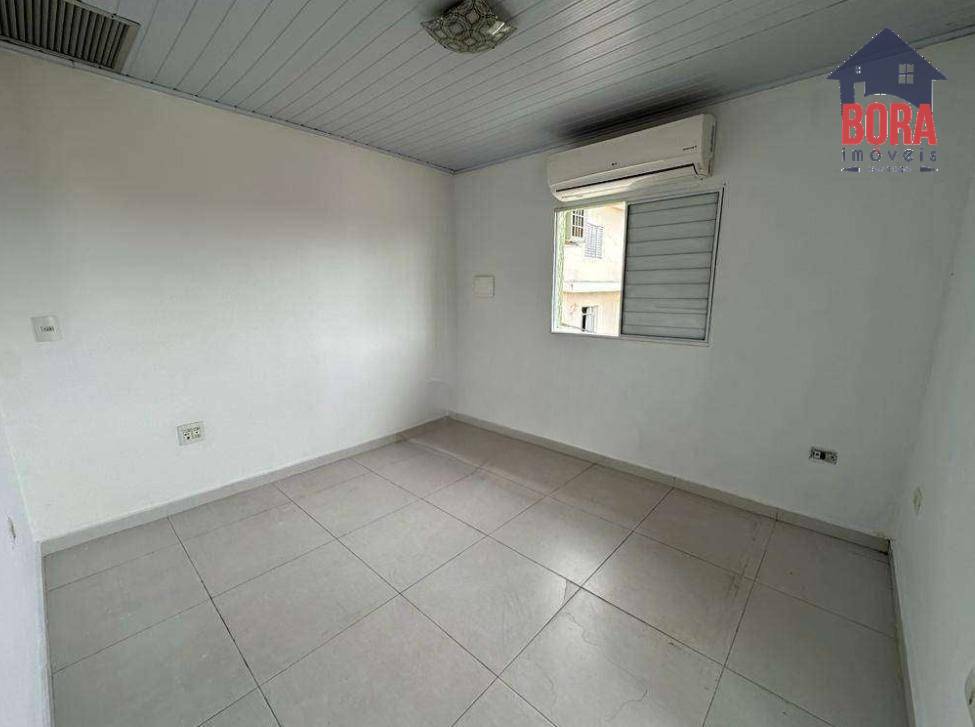 Sobrado à venda com 3 quartos, 250m² - Foto 18