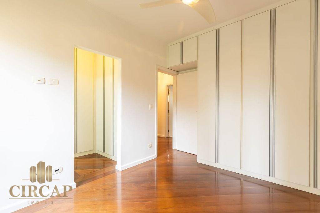 Apartamento à venda com 3 quartos, 147m² - Foto 12