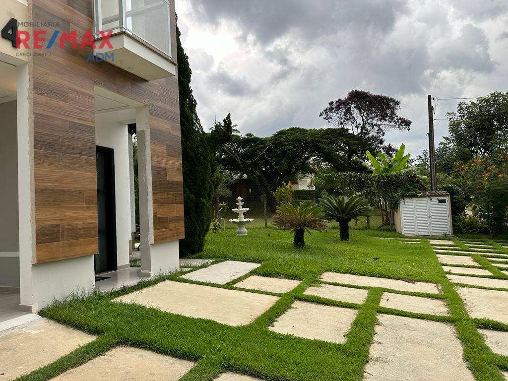 Casa de Condomínio à venda com 4 quartos, 380m² - Foto 3