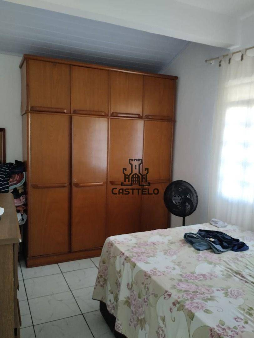 Casa à venda com 2 quartos, 90m² - Foto 9