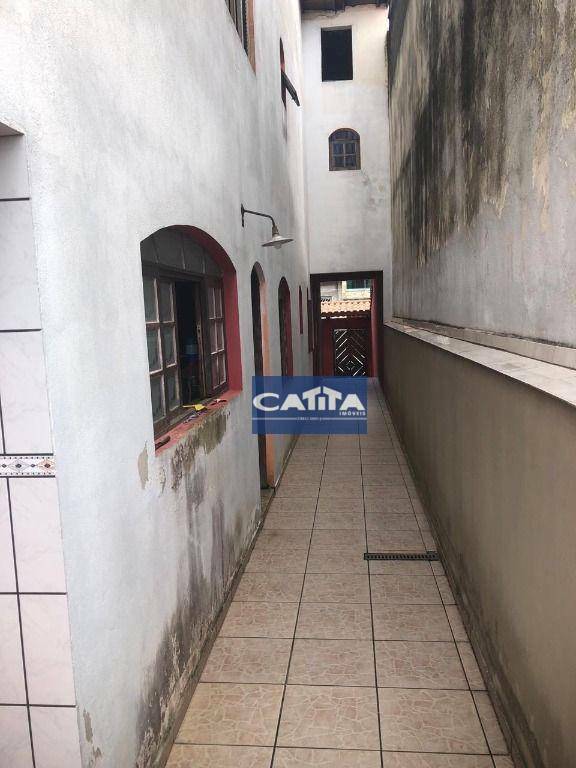 Sobrado à venda com 3 quartos, 220m² - Foto 6