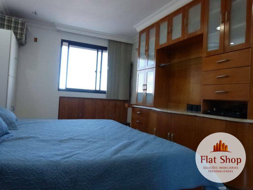 Apartamento à venda com 4 quartos, 210m² - Foto 27