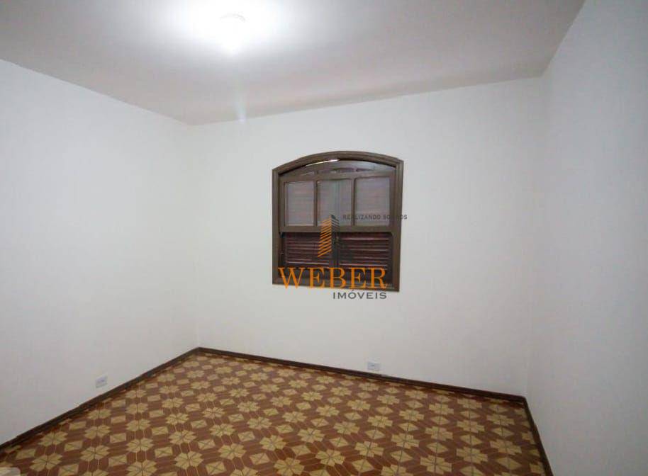 Casa para alugar com 2 quartos, 197m² - Foto 13