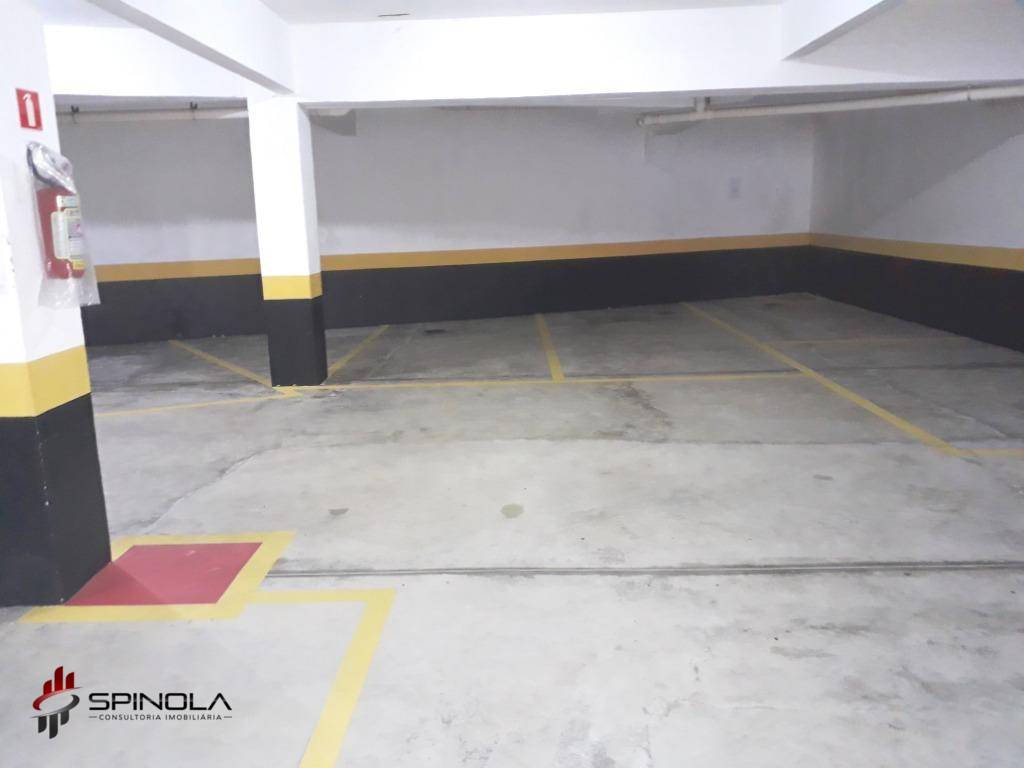 Apartamento à venda com 3 quartos, 180m² - Foto 7