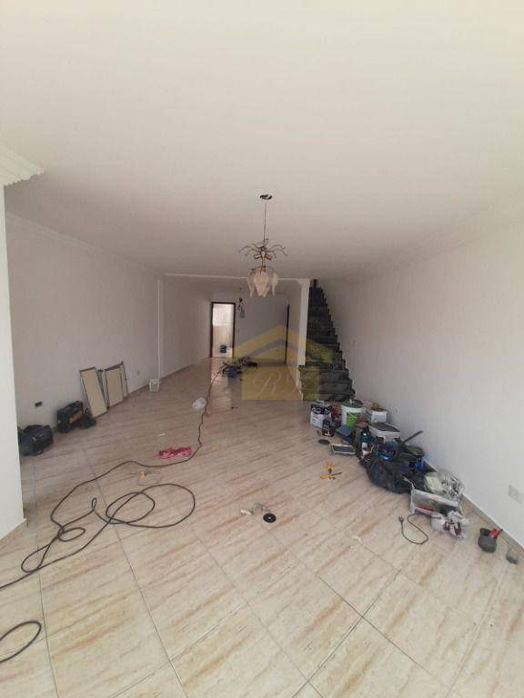 Sobrado à venda com 3 quartos, 145m² - Foto 2