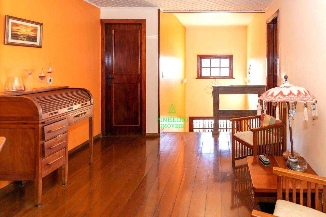 Casa de Condomínio à venda com 4 quartos, 290m² - Foto 14